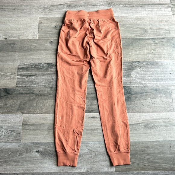 Lululemon High Waisted Ready To Rulu Jogger - Picture 3 of 7